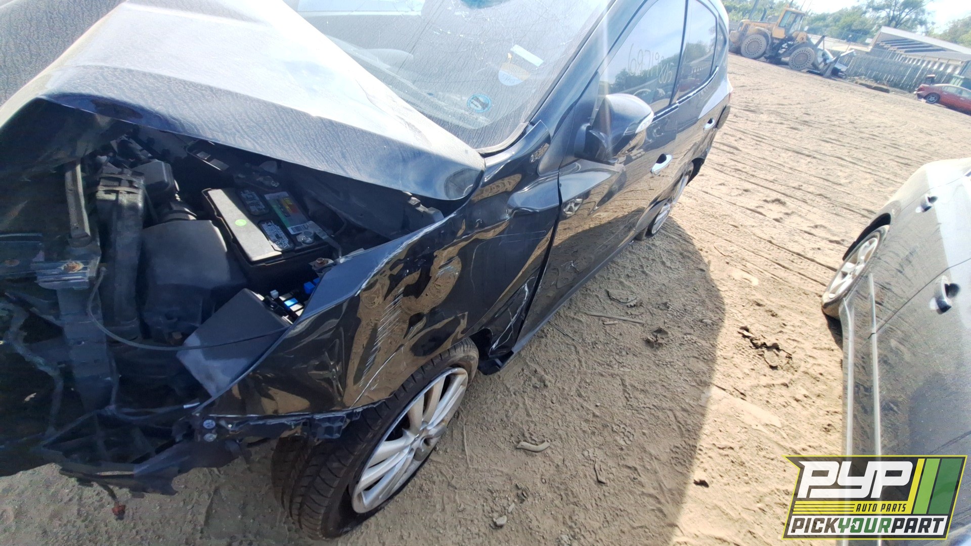 2010 HYUNDAI TUCSON available for parts