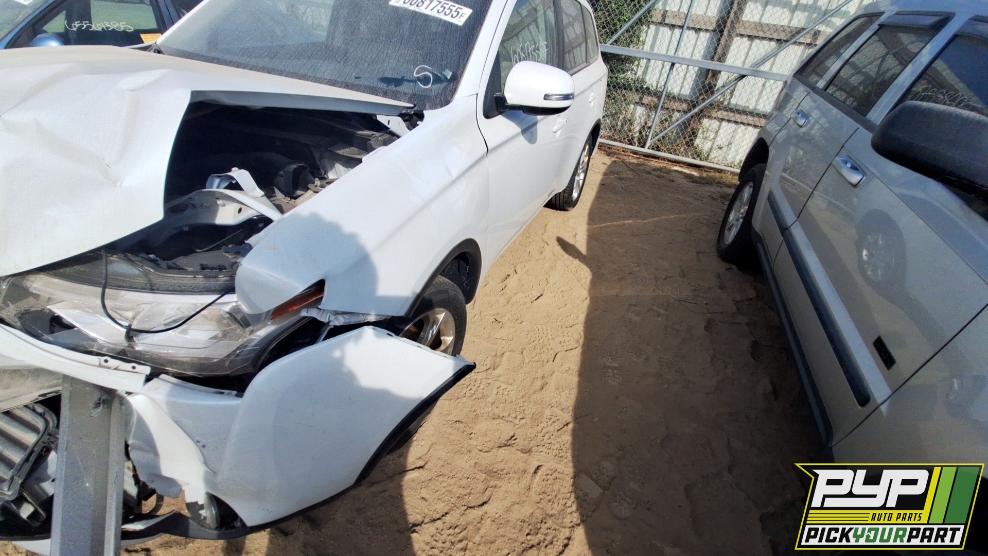 2015 MITSUBISHI OUTLANDER available for parts