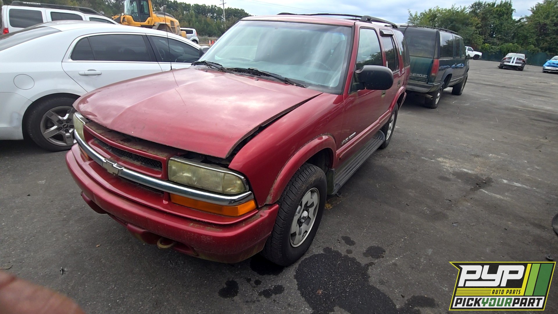 2003 CHEVROLET BLAZER available for parts