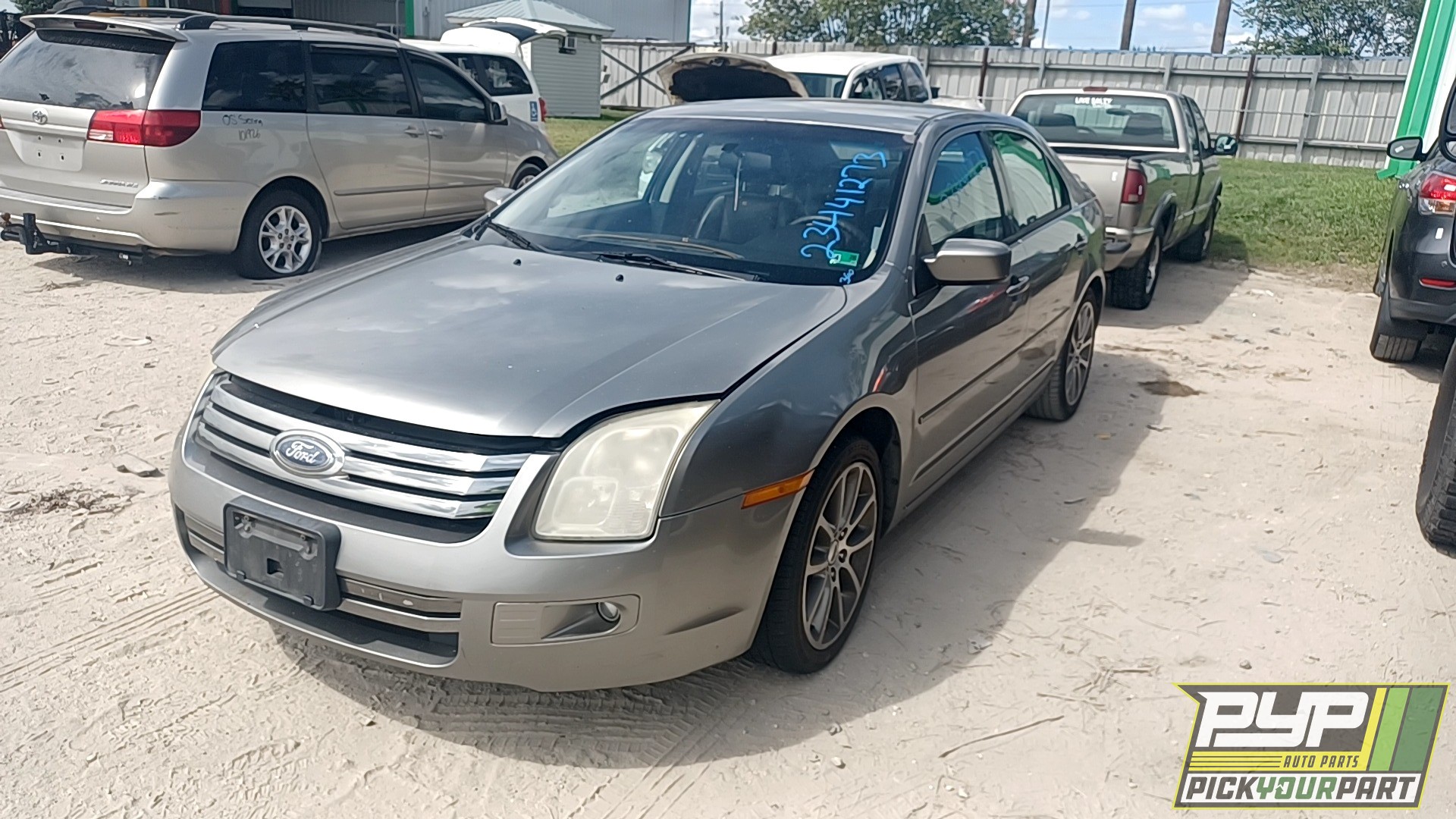 2008 FORD FUSION available for parts