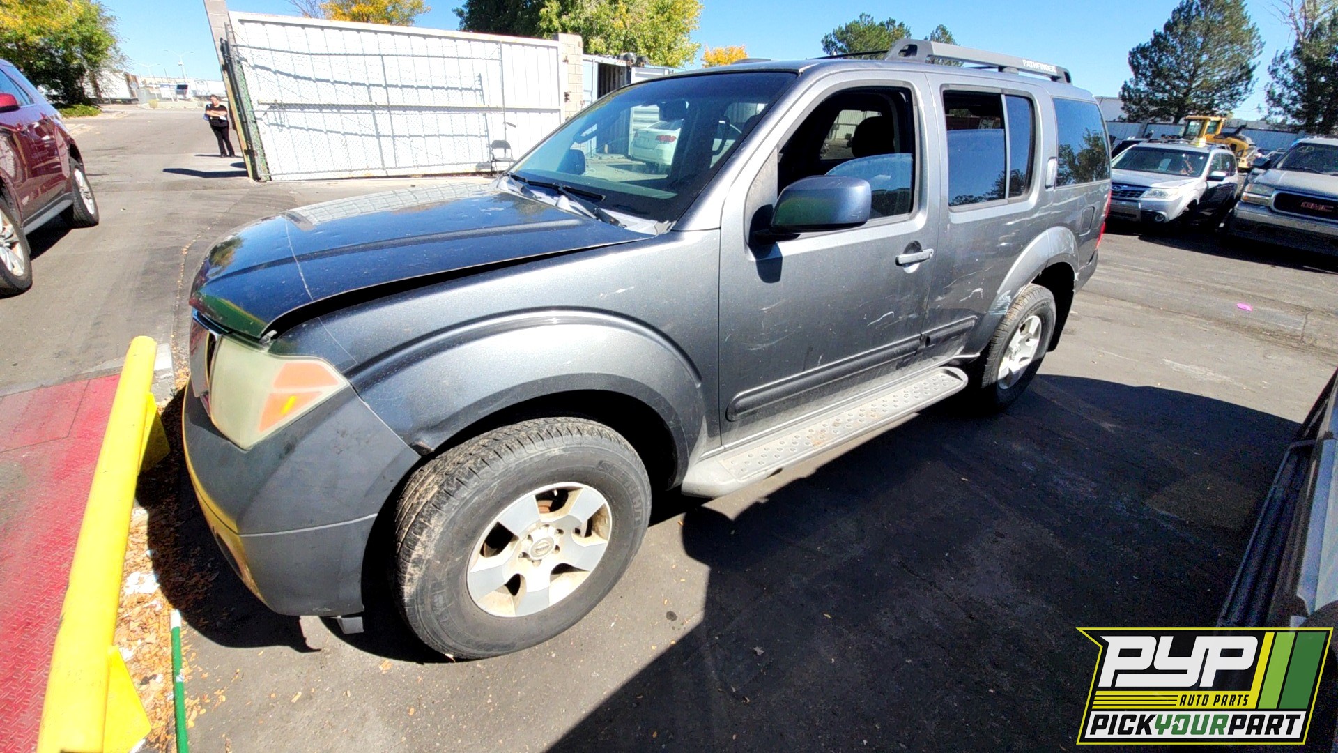 2006 NISSAN PATHFINDER available for parts