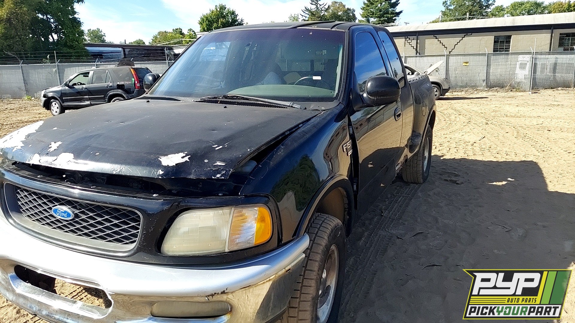 2000 FORD F-150 available for parts