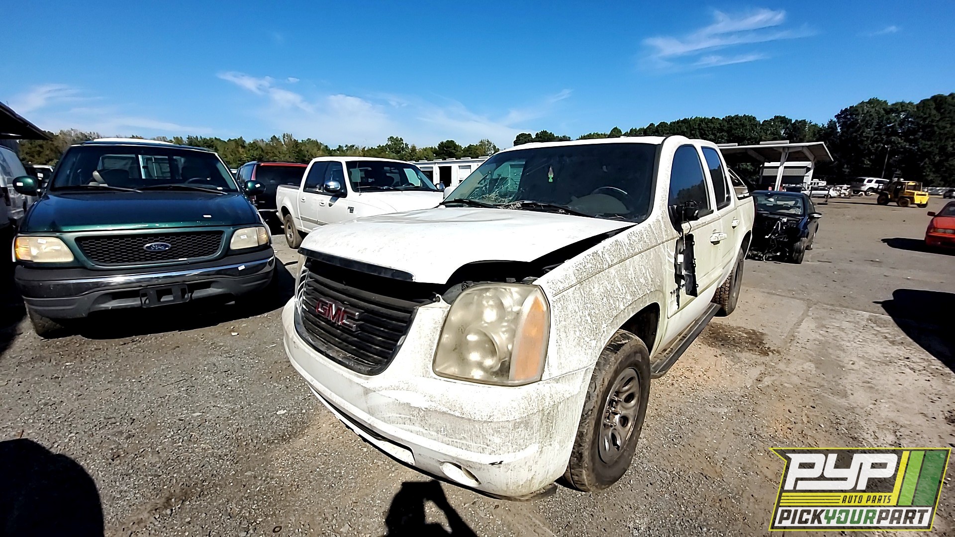 2008 GMC YUKON XL 1500 available for parts