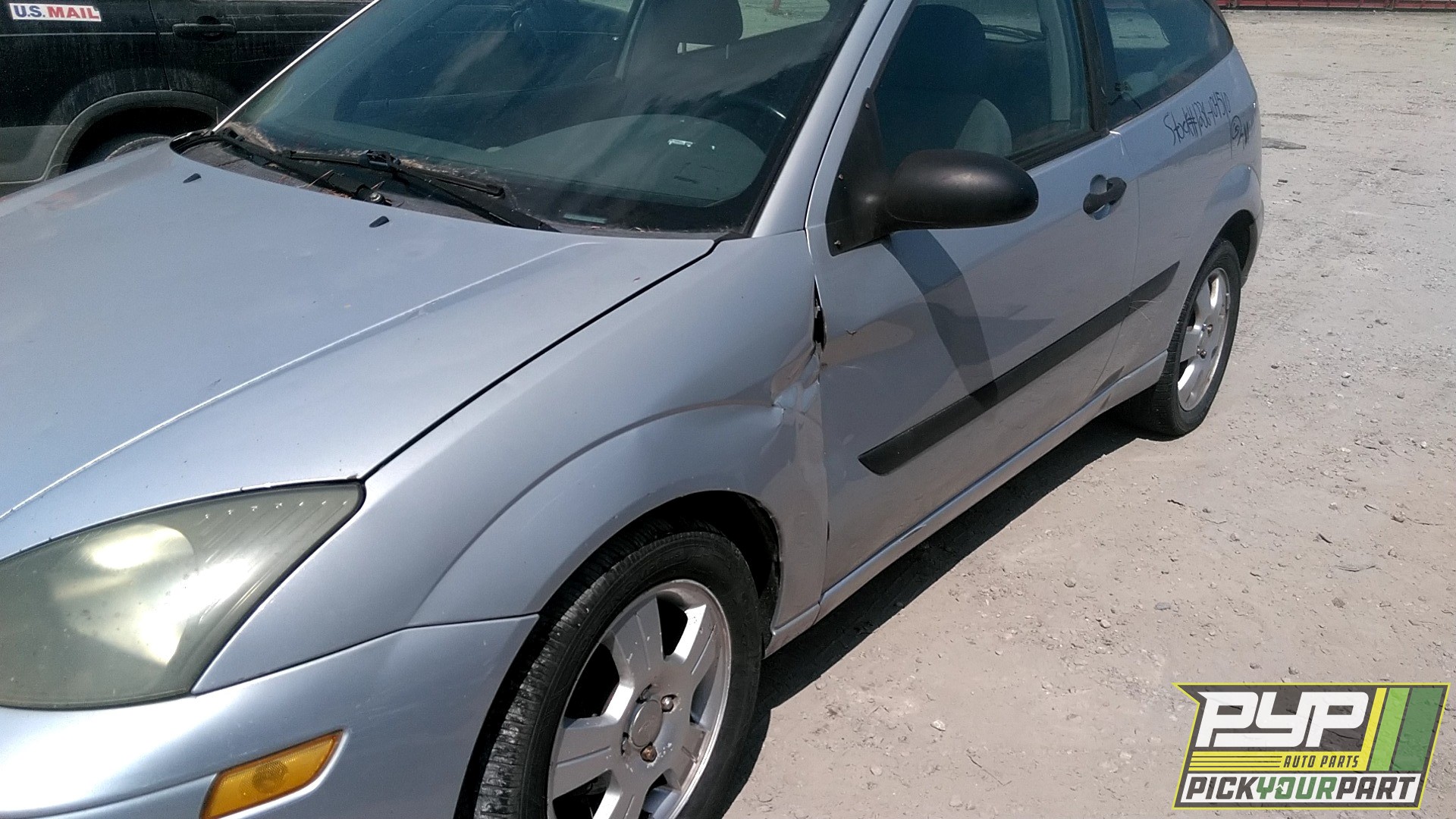 2003 FORD FOCUS available for parts