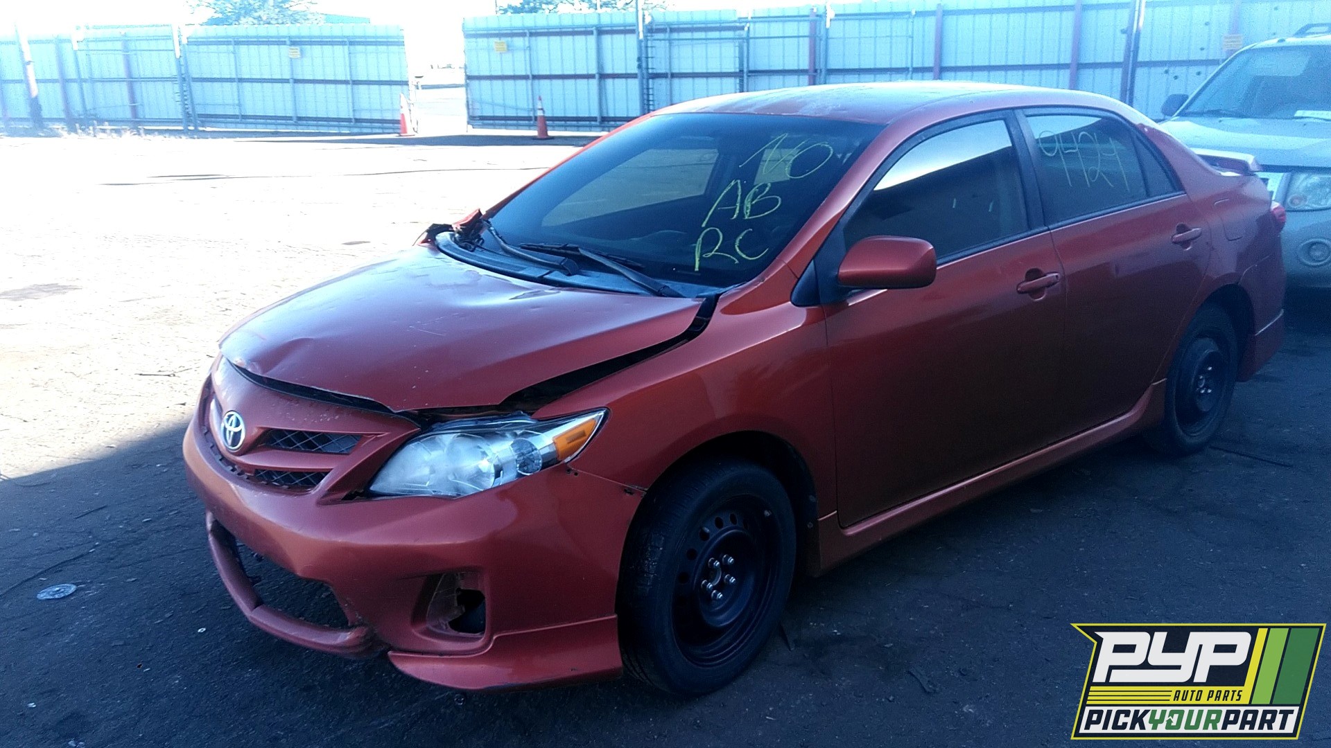 2013 TOYOTA COROLLA partes disponibles