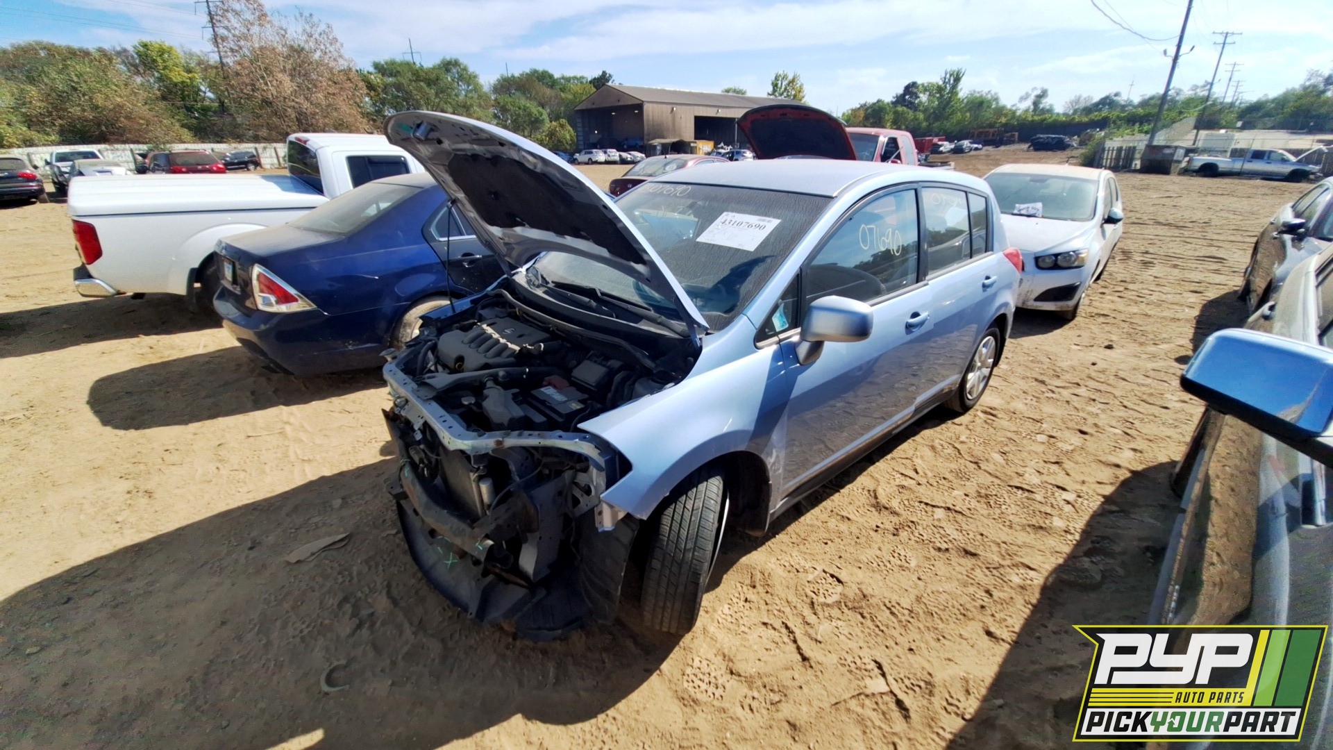2010 NISSAN VERSA partes disponibles