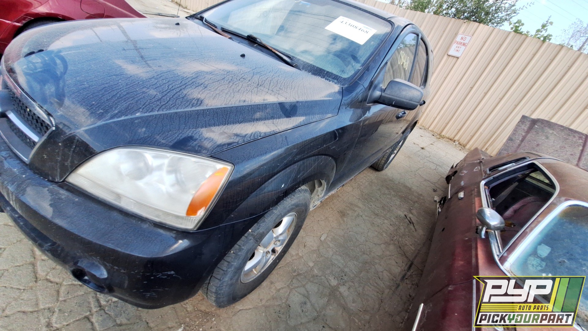 2006 KIA SORENTO available for parts