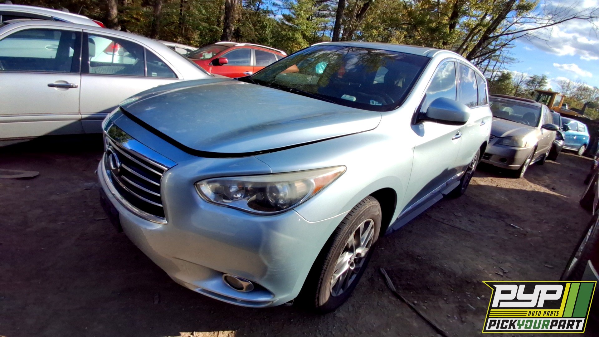 2013 INFINITI JX35 available for parts