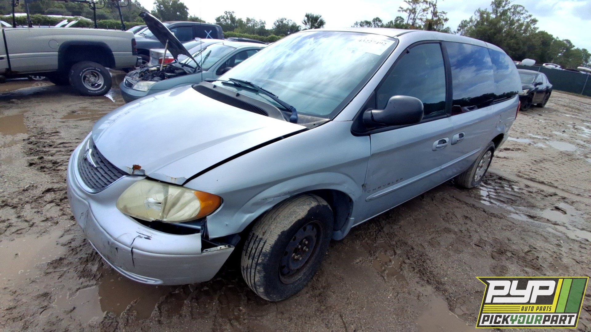 2001 CHRYSLER TOWN & COUNTRY partes disponibles