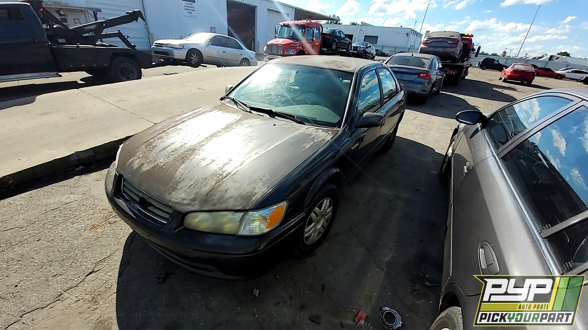 2000 TOYOTA CAMRY available for parts