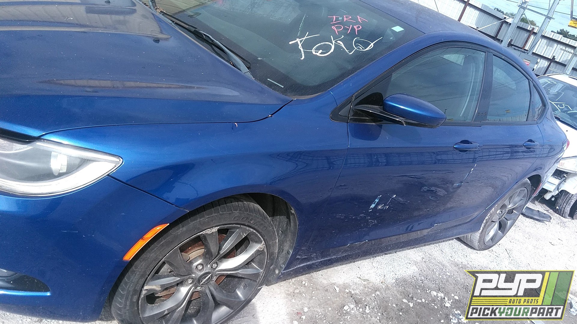 2015 CHRYSLER 200 available for parts