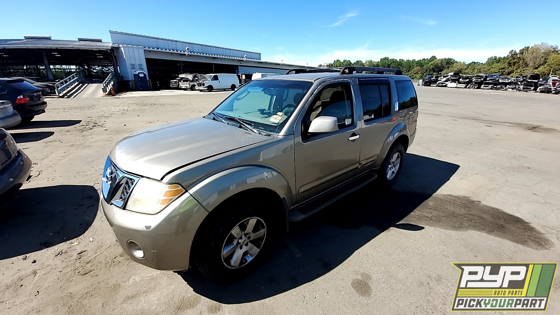 2008 NISSAN PATHFINDER available for parts