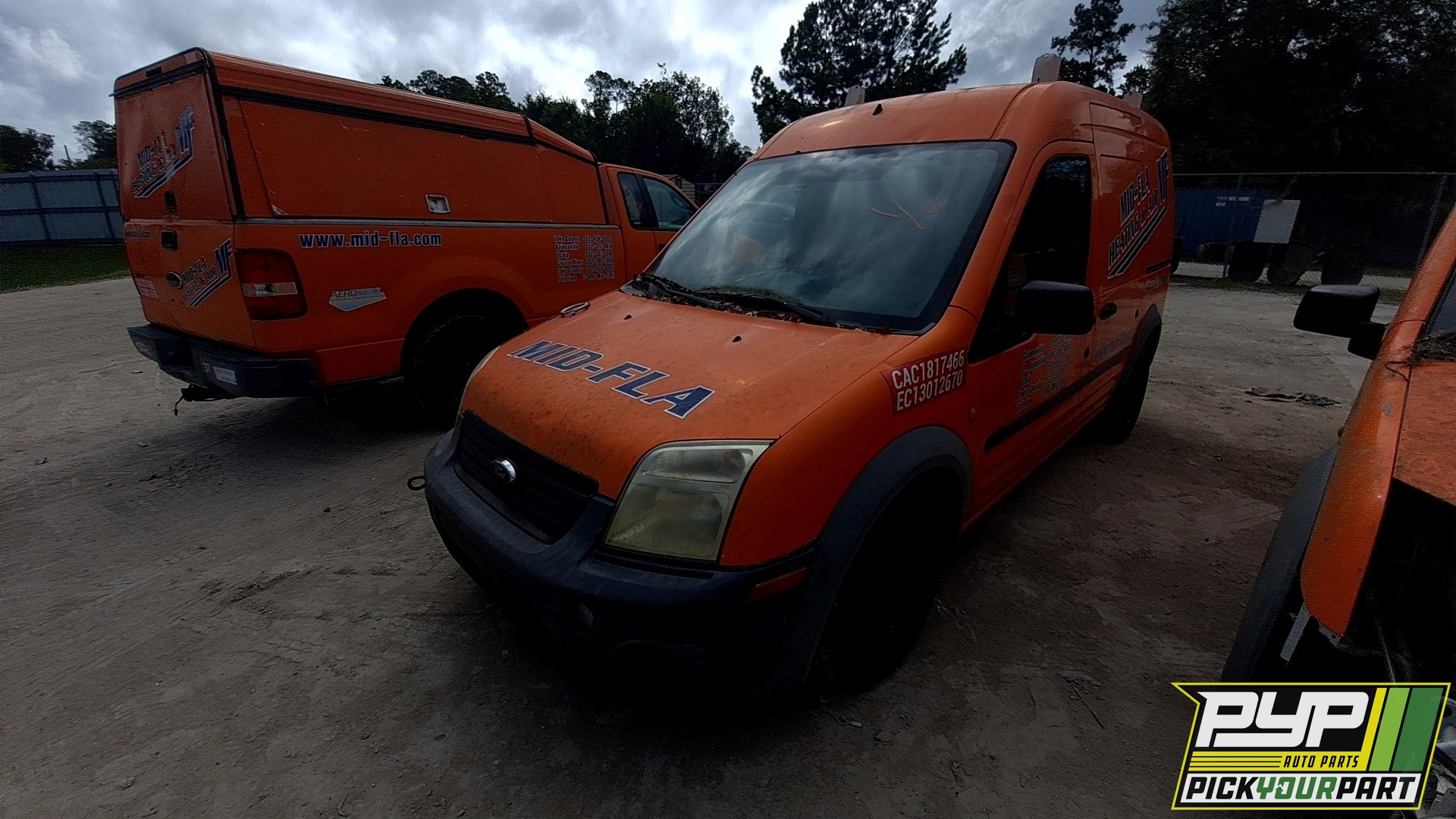 2013 FORD TRANSIT CONNECT available for parts