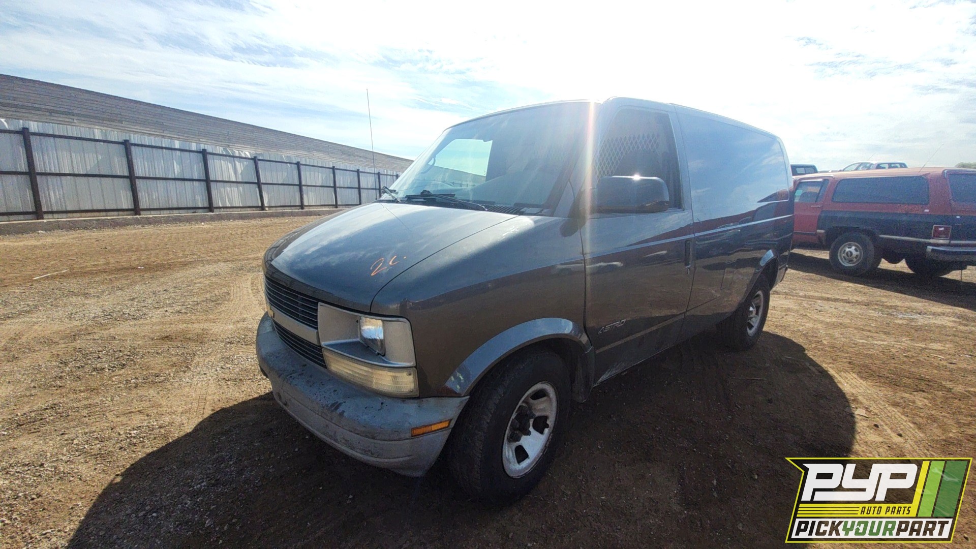 2002 CHEVROLET ASTRO available for parts