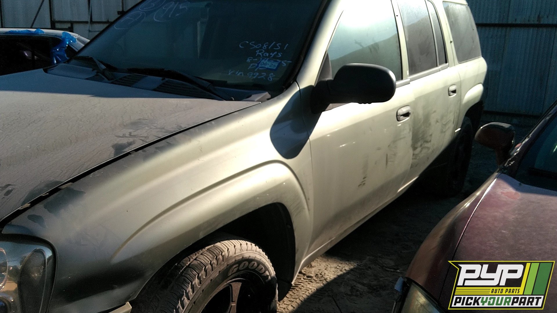 2004 CHEVROLET TRAILBLAZER EXT available for parts