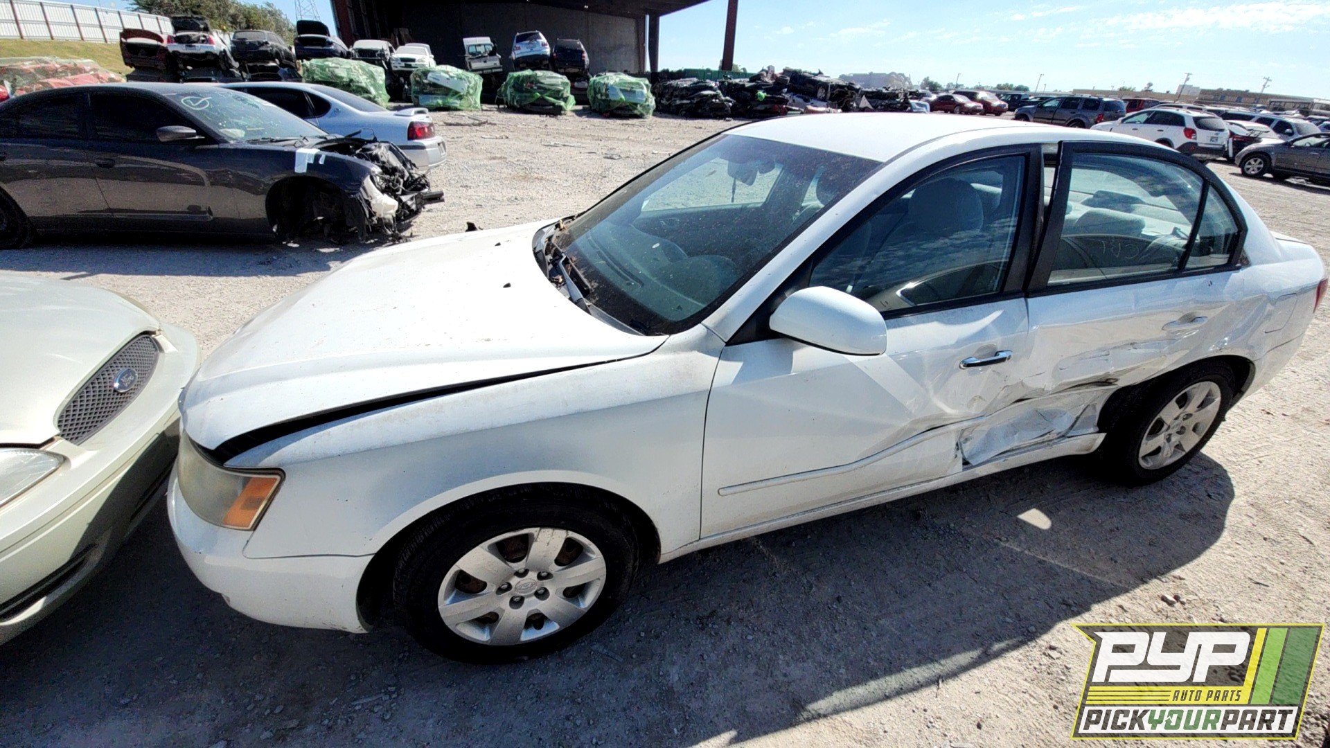 2008 HYUNDAI SONATA available for parts