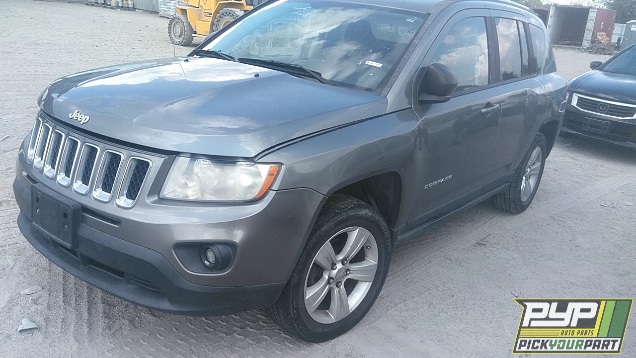 2012 JEEP COMPASS partes disponibles