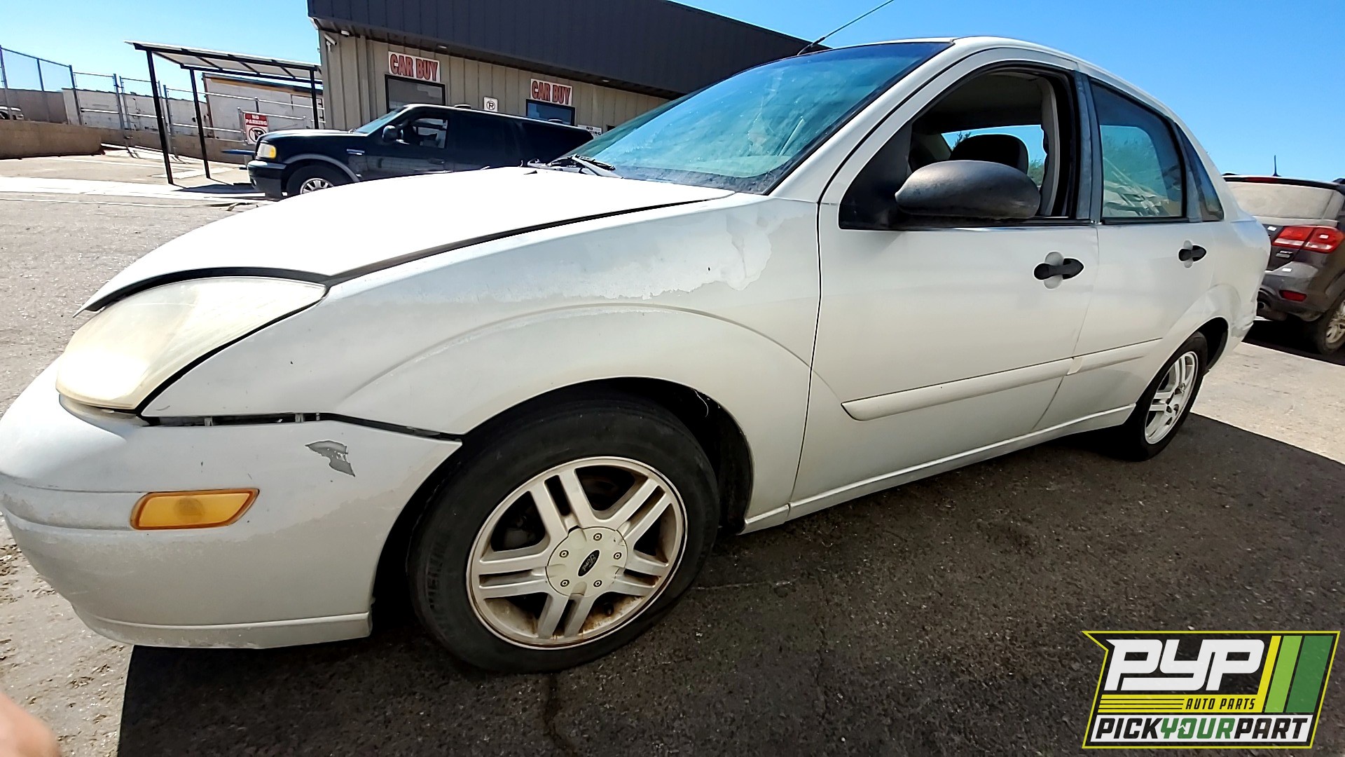 2000 FORD FOCUS available for parts