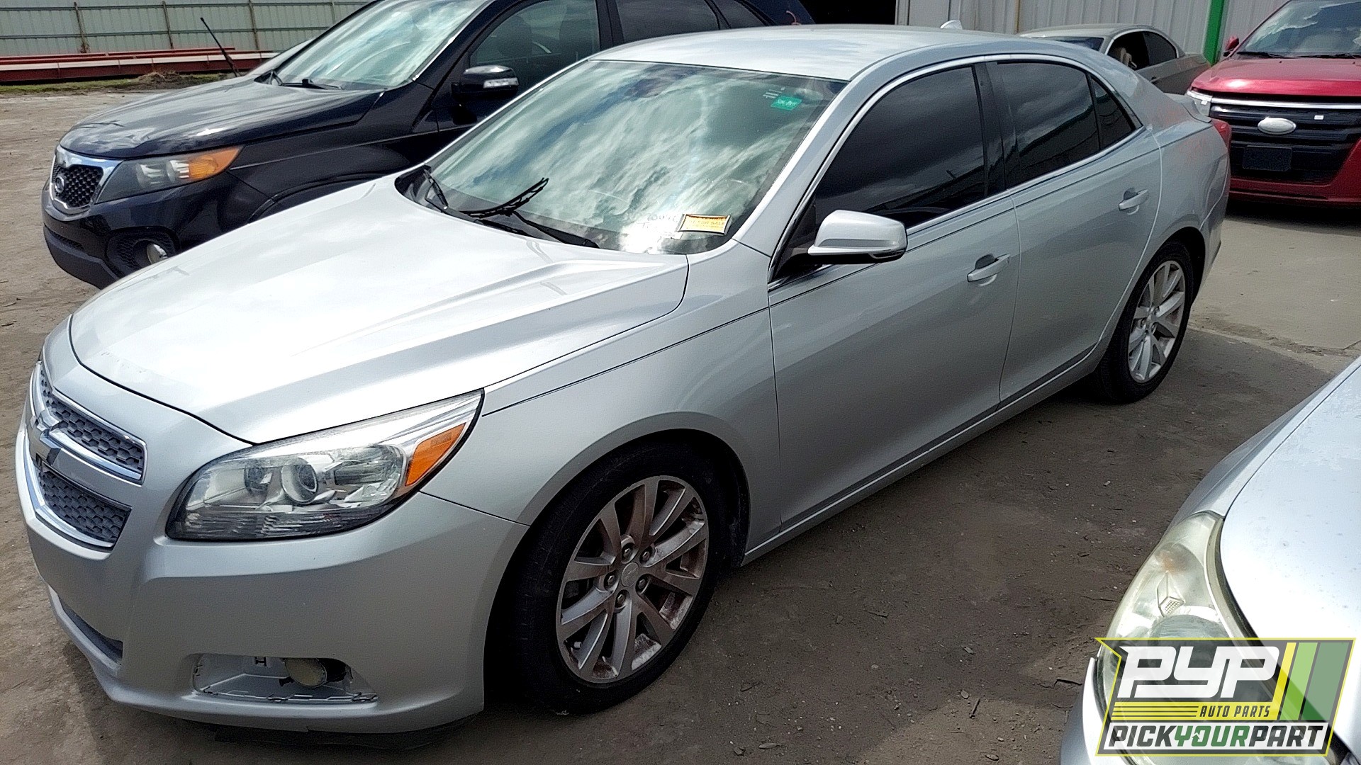 2013 CHEVROLET MALIBU partes disponibles
