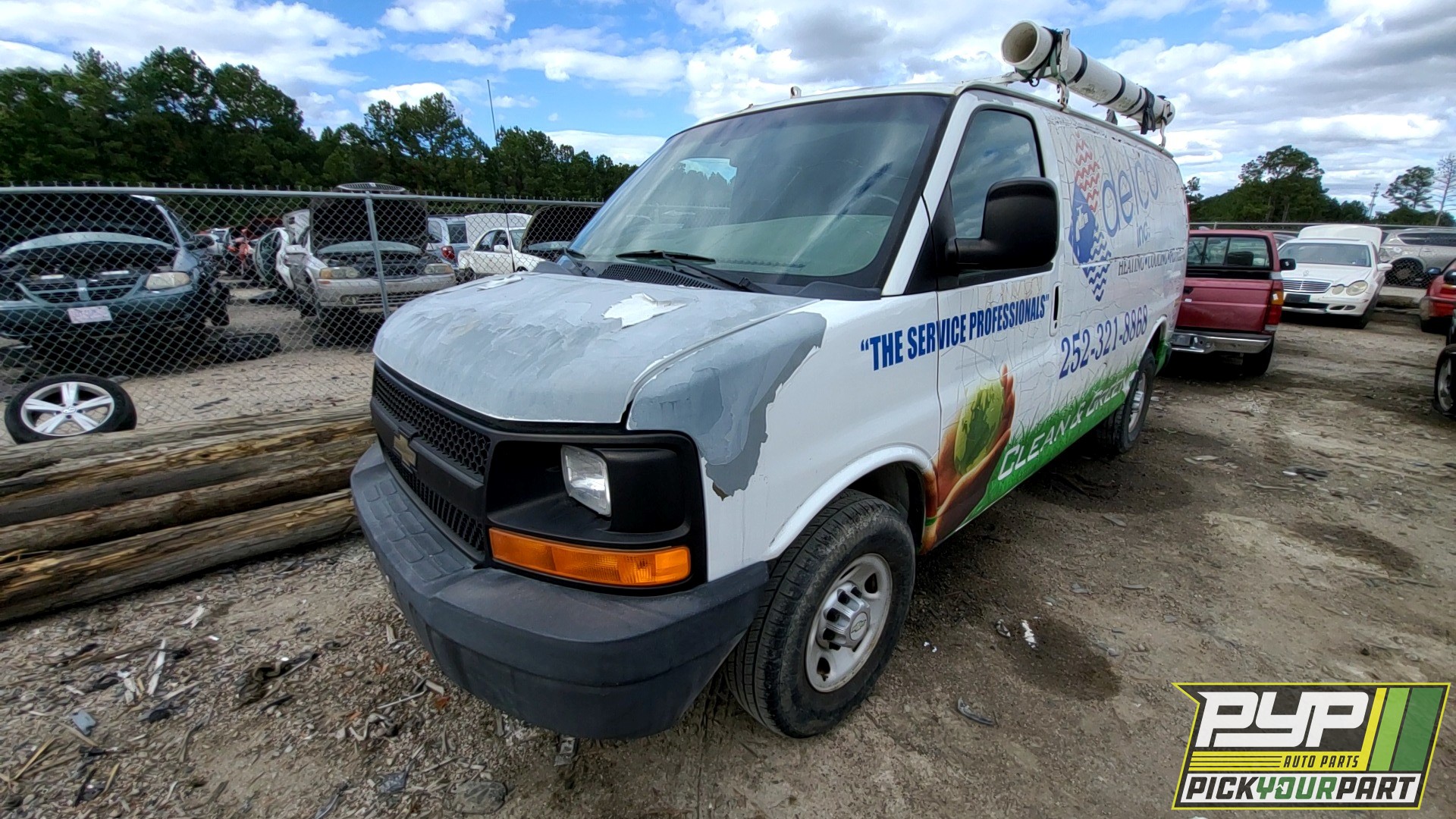 2010 CHEVROLET EXPRESS 2500 available for parts