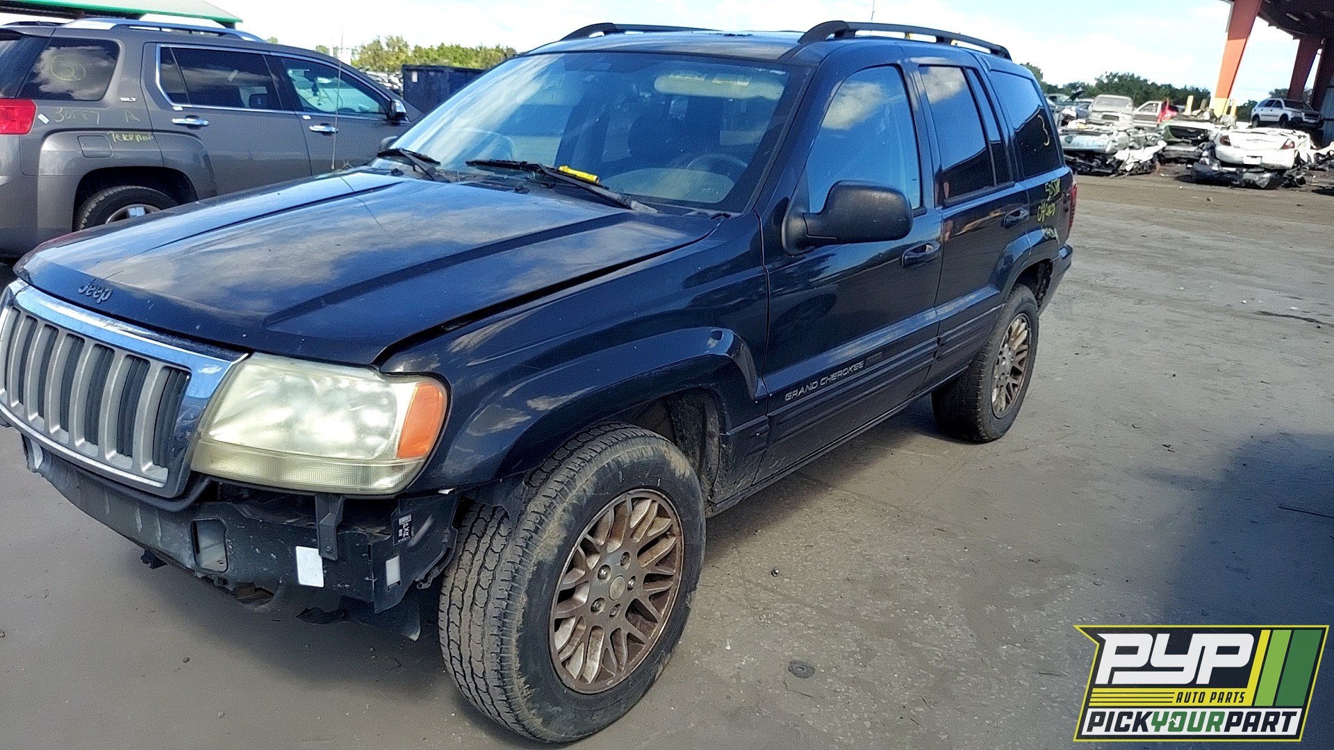 2004 JEEP GRAND CHEROKEE available for parts