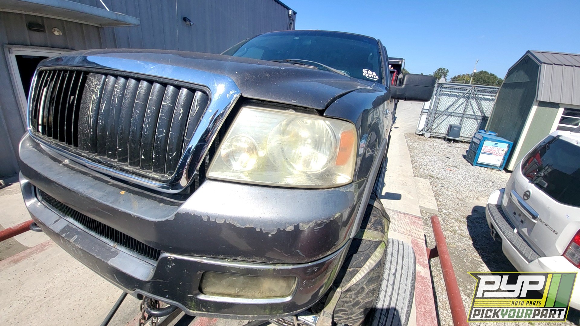 2004 FORD F-150 available for parts