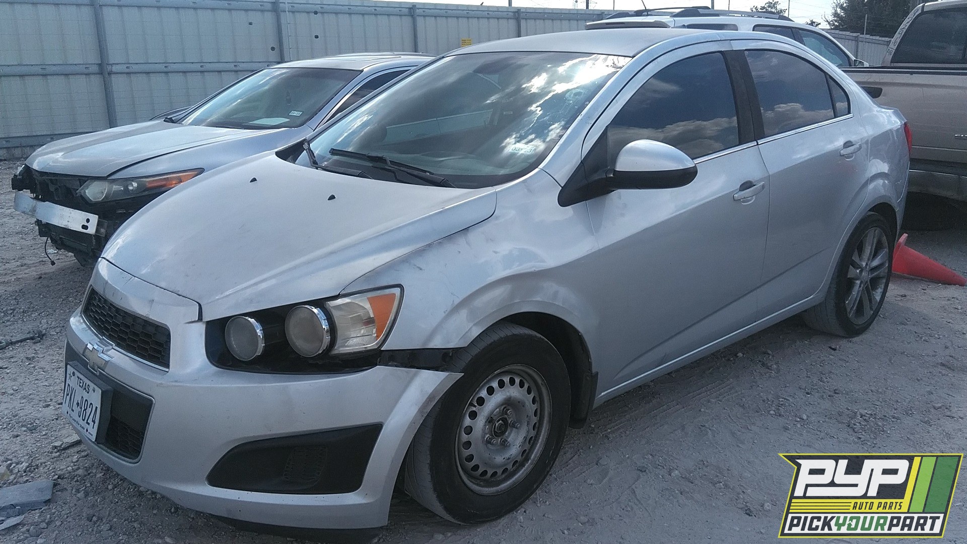 2013 CHEVROLET SONIC partes disponibles