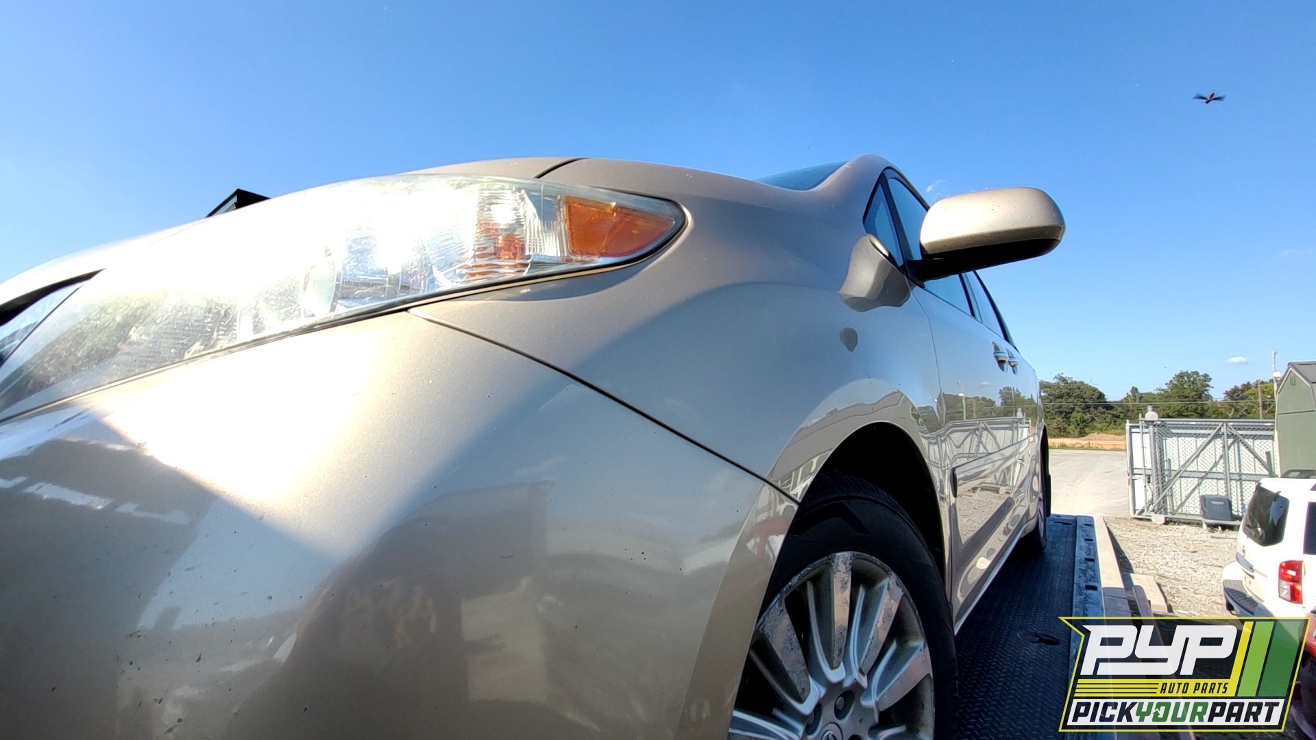 2011 TOYOTA SIENNA available for parts