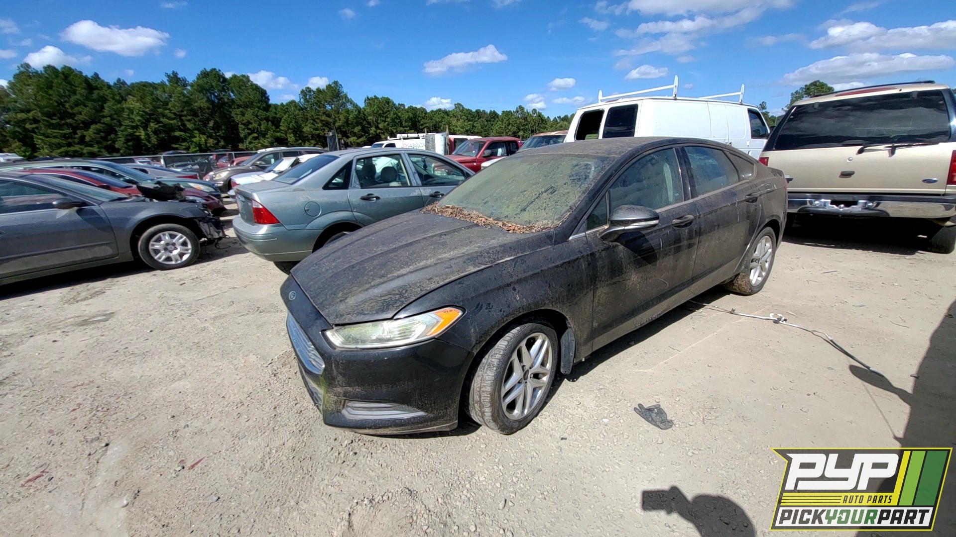 2013 FORD FUSION available for parts