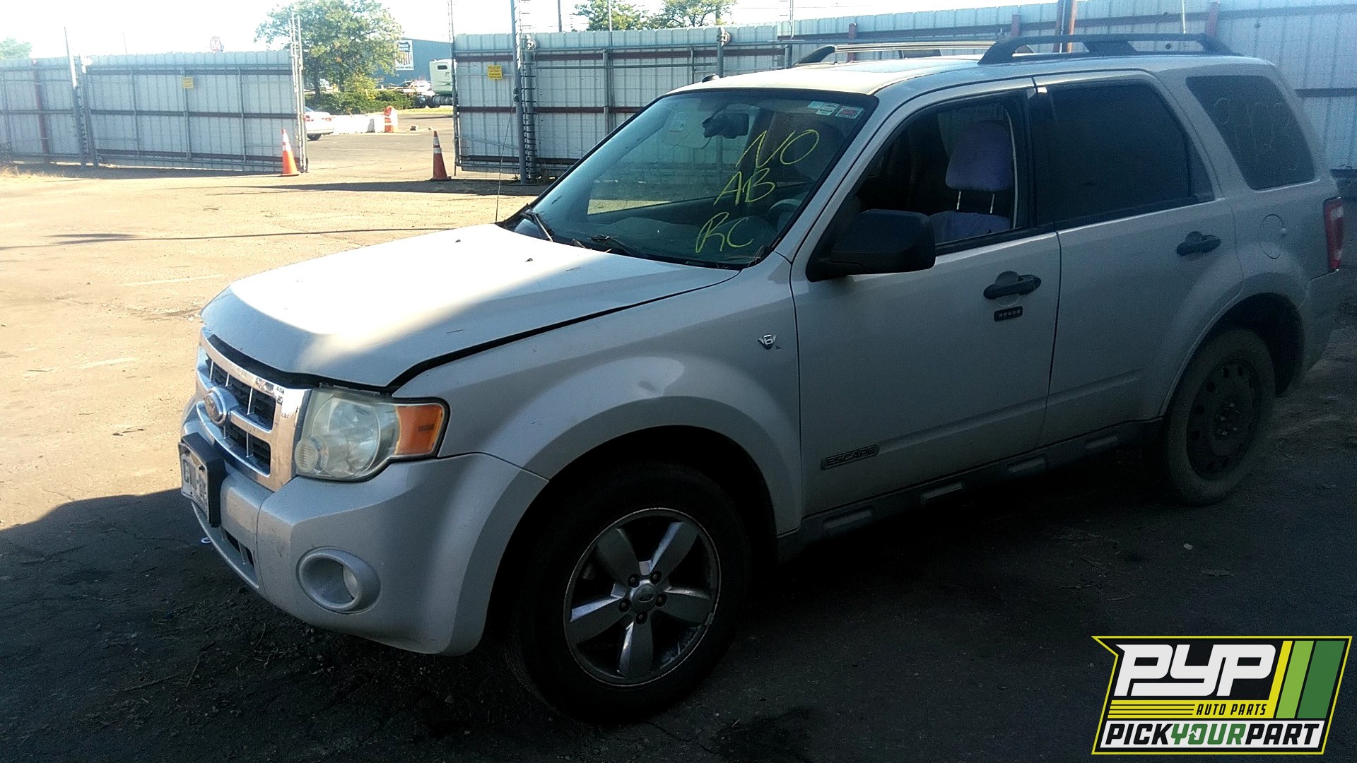 2008 FORD ESCAPE partes disponibles
