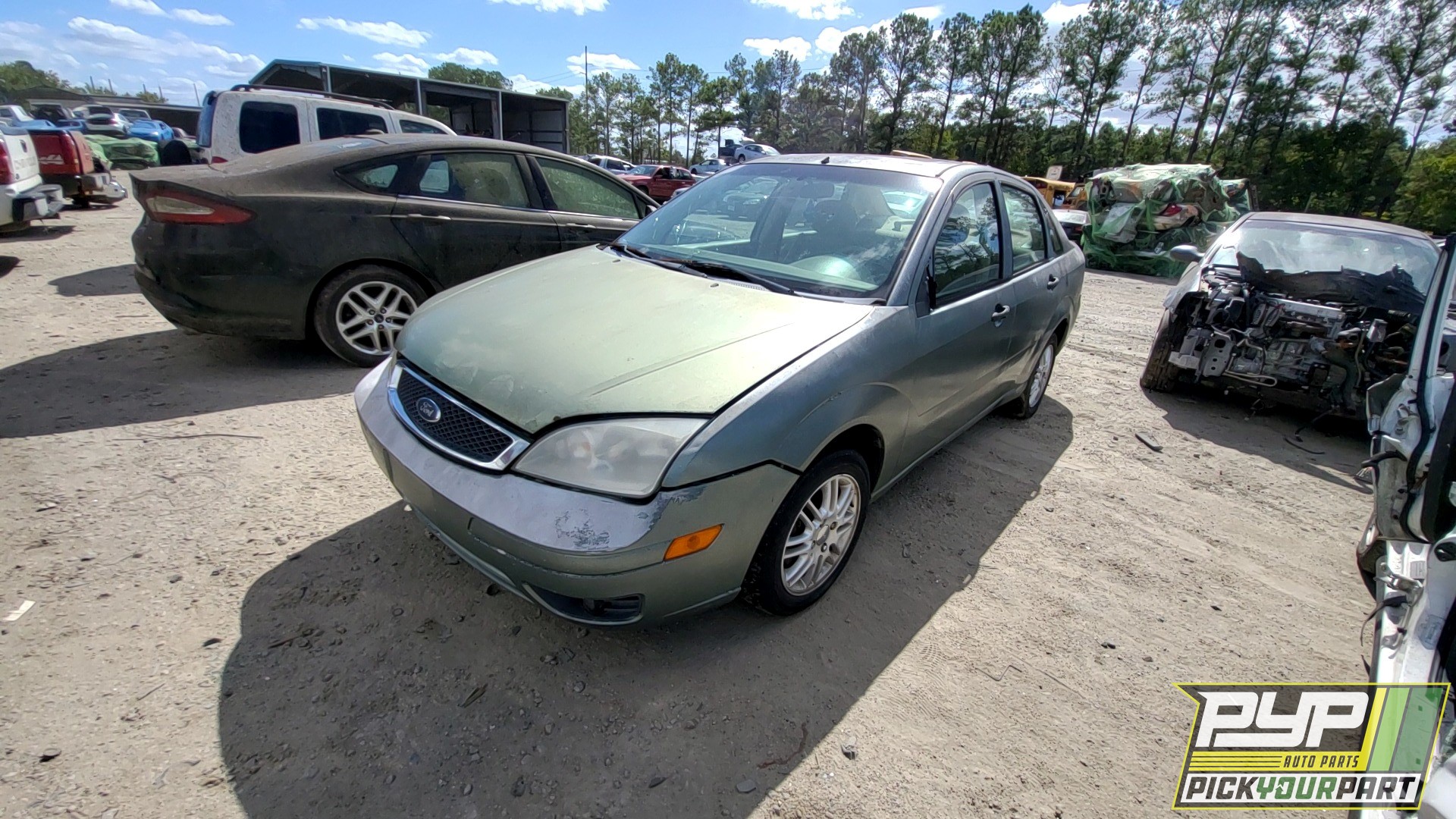2006 FORD FOCUS available for parts