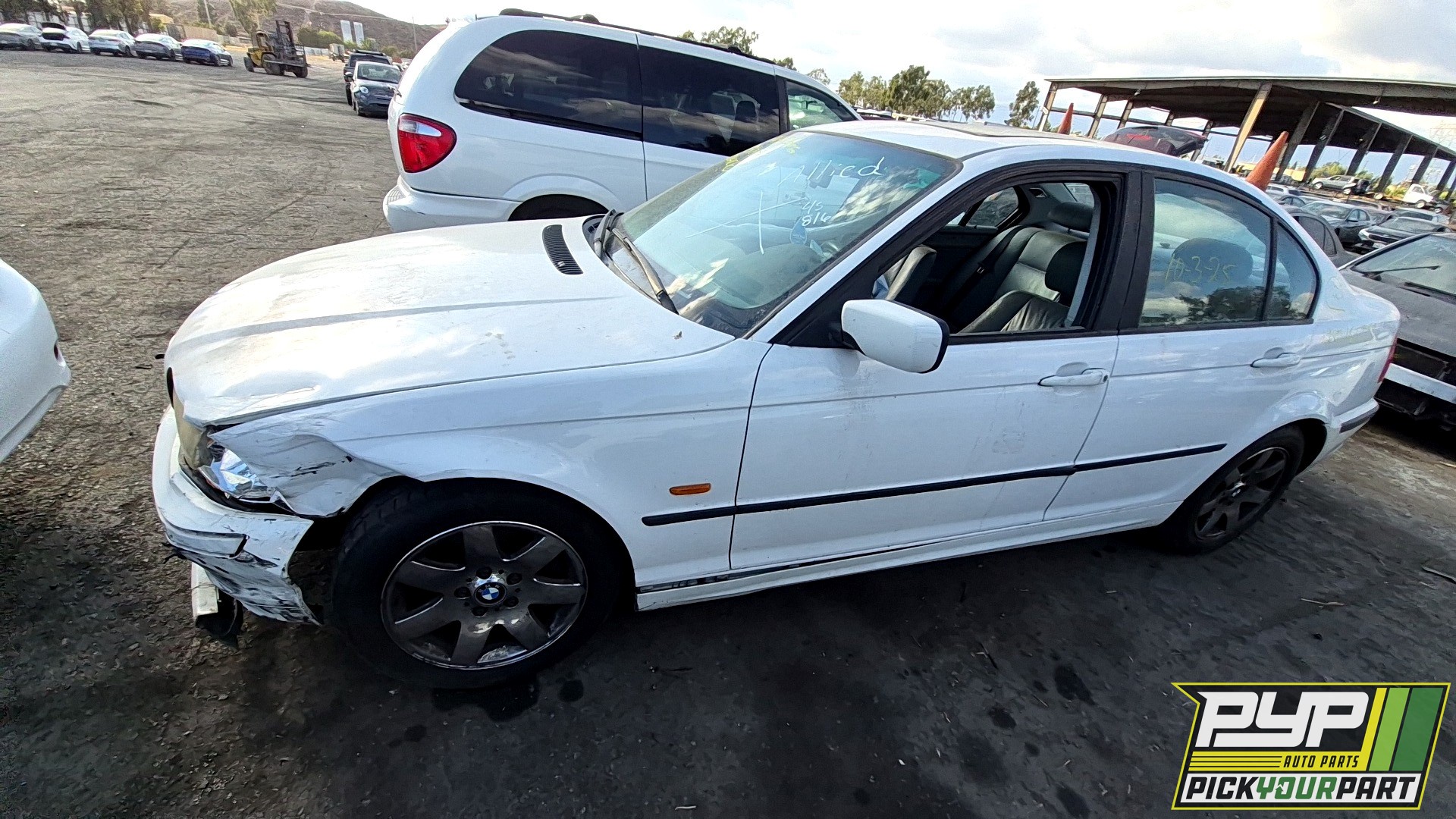2001 BMW 325XI available for parts