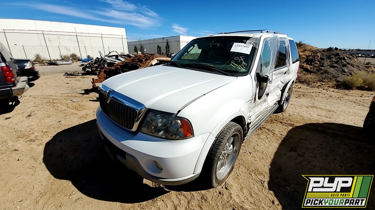 2004 LINCOLN NAVIGATOR available for parts