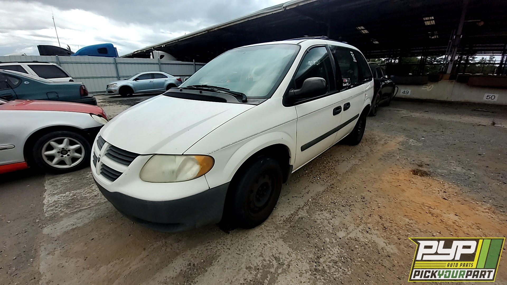 2005 DODGE CARAVAN available for parts