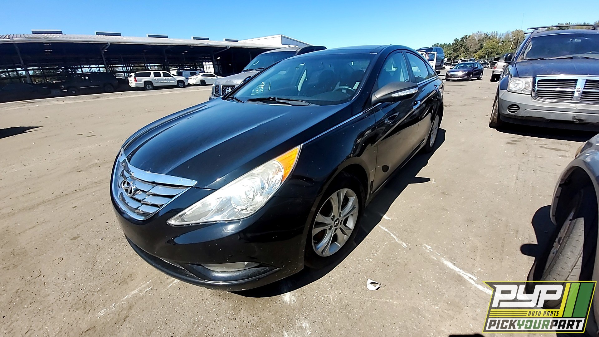 2012 HYUNDAI SONATA available for parts