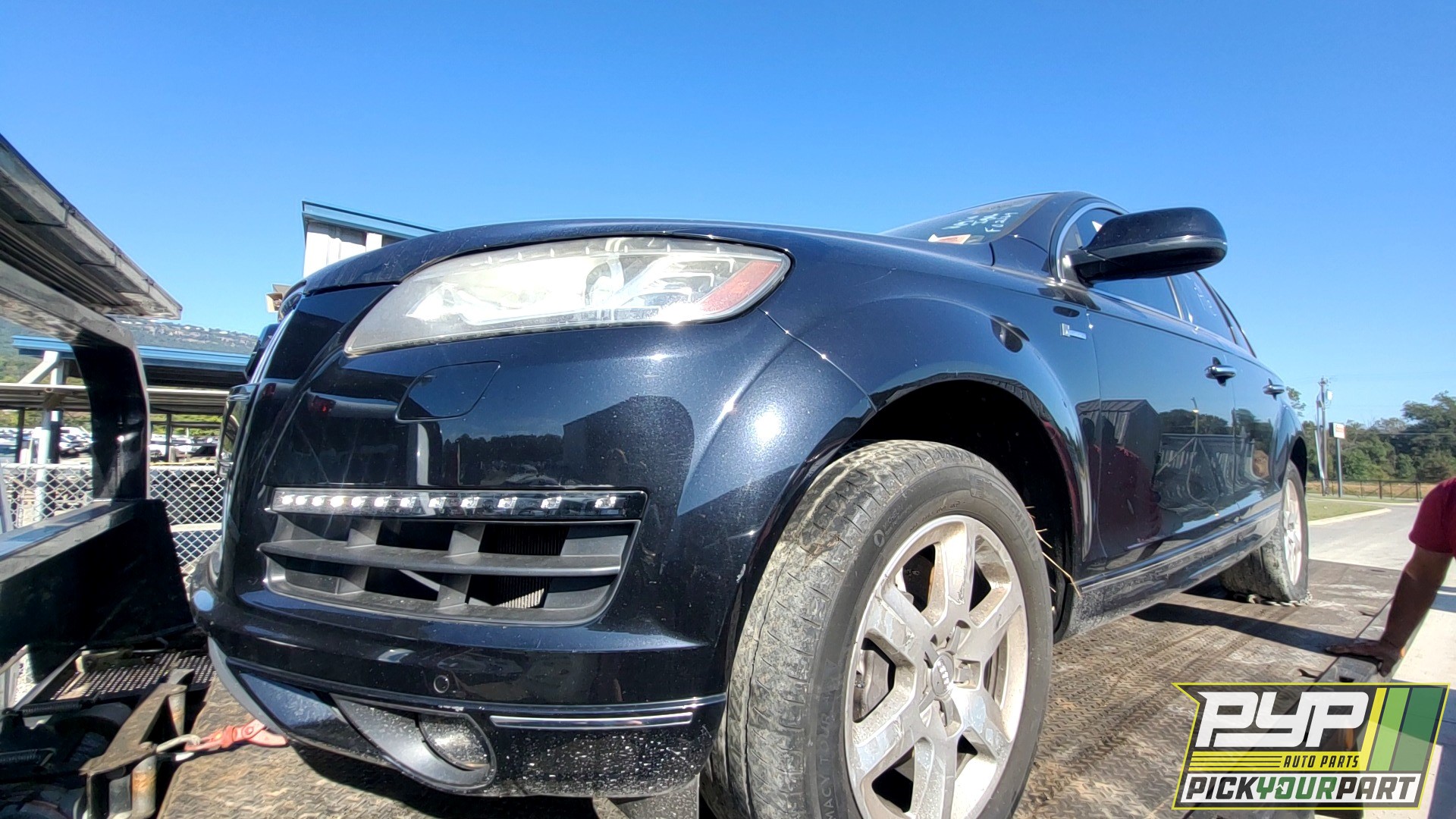 2015 AUDI Q7 available for parts