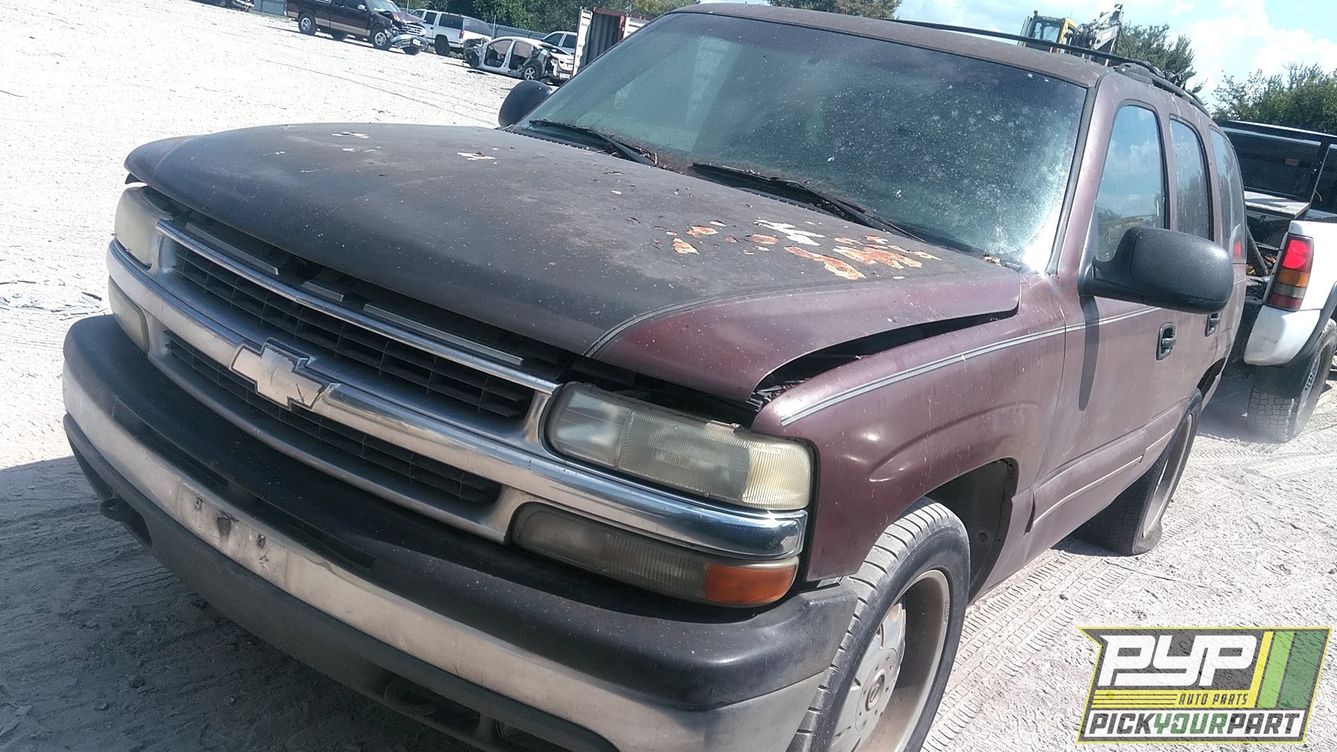 2000 CHEVROLET TAHOE available for parts