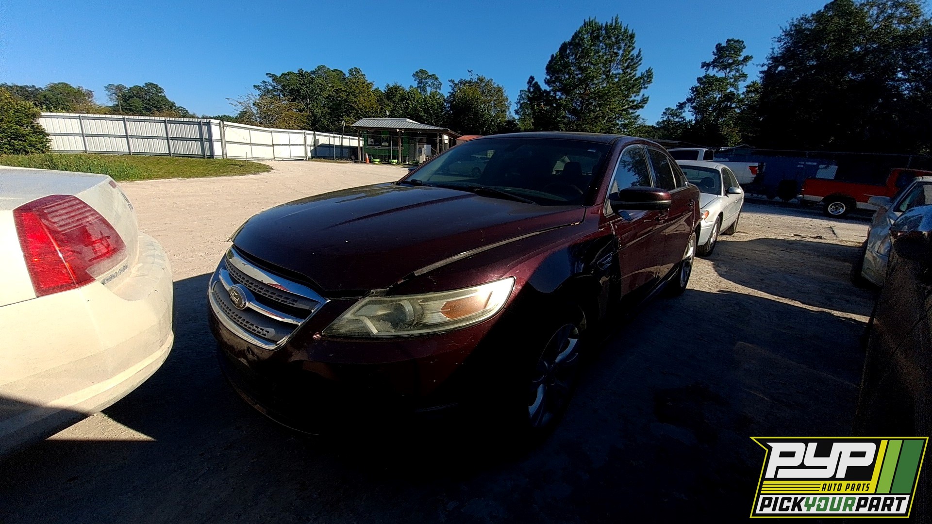 2011 FORD TAURUS partes disponibles