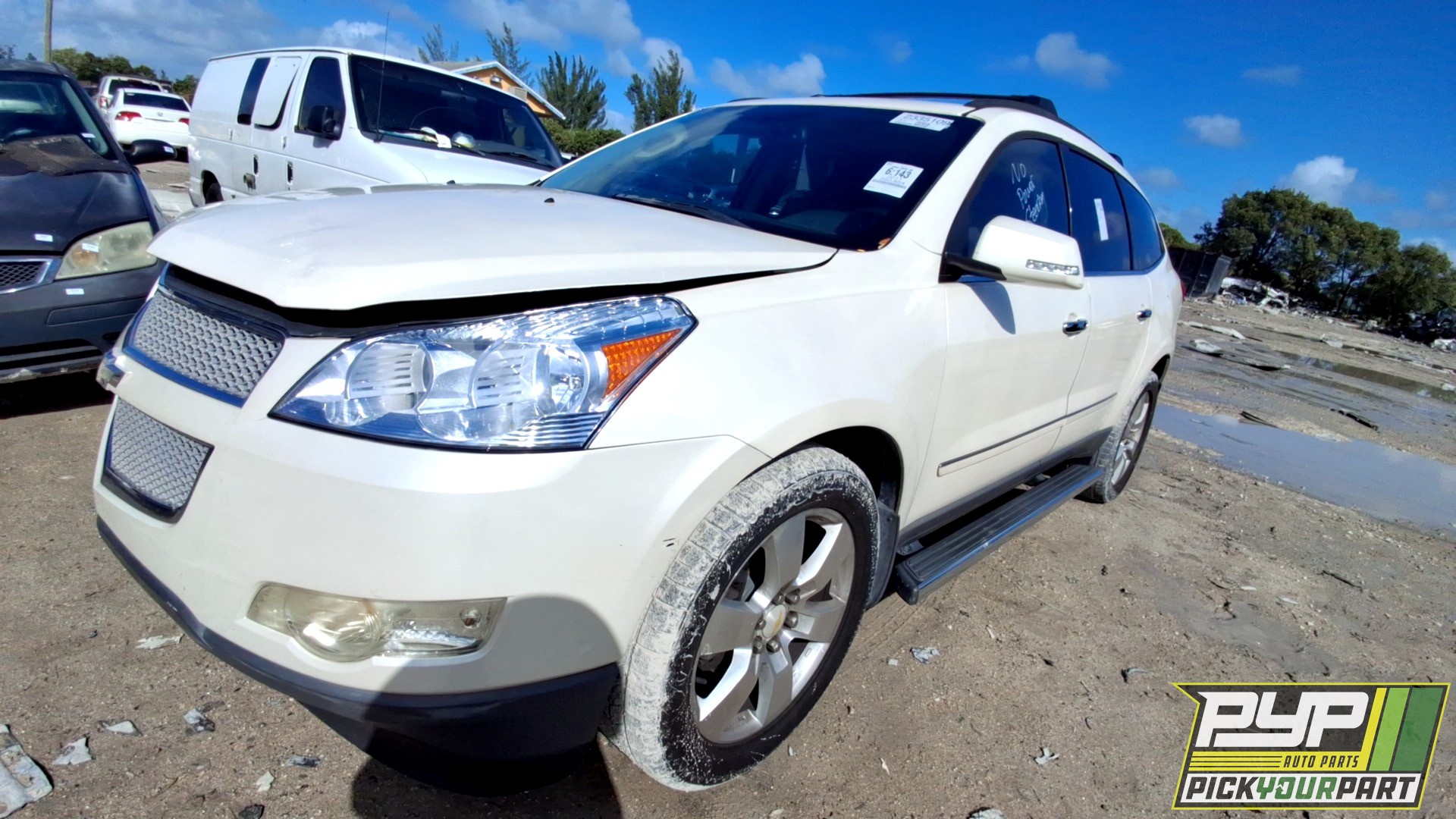 2011 CHEVROLET TRAVERSE partes disponibles