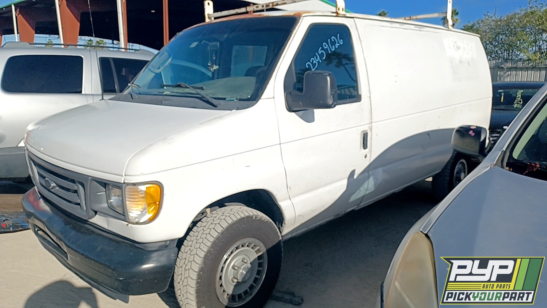 2003 FORD E-150 available for parts