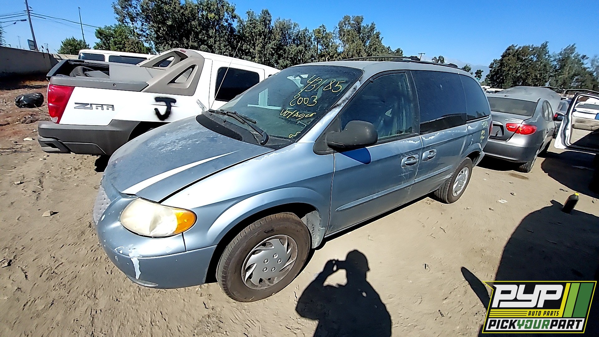 2003 CHRYSLER VOYAGER partes disponibles