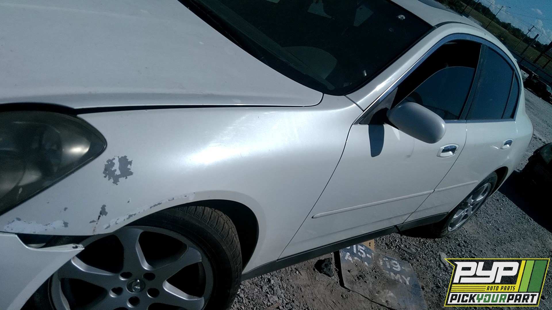 2004 INFINITI G35 partes disponibles