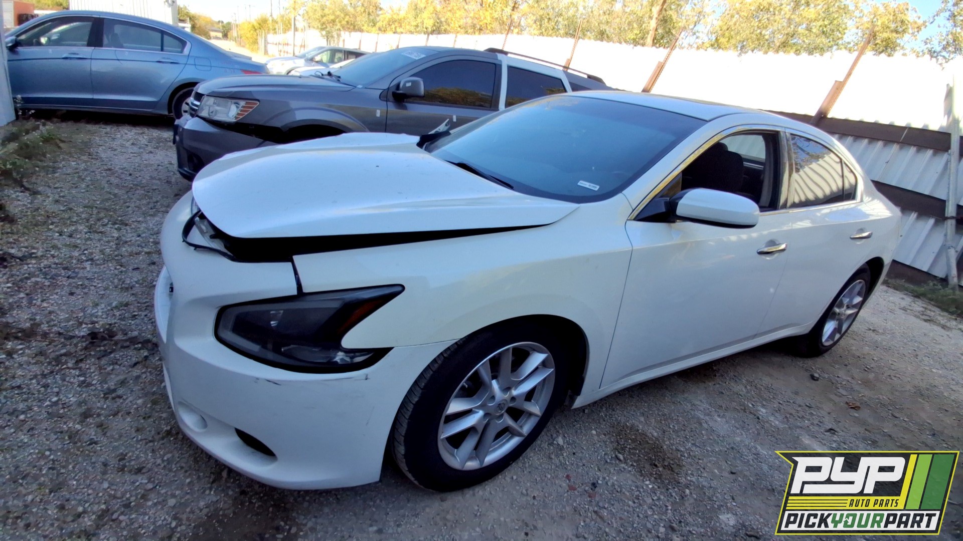2014 NISSAN MAXIMA available for parts