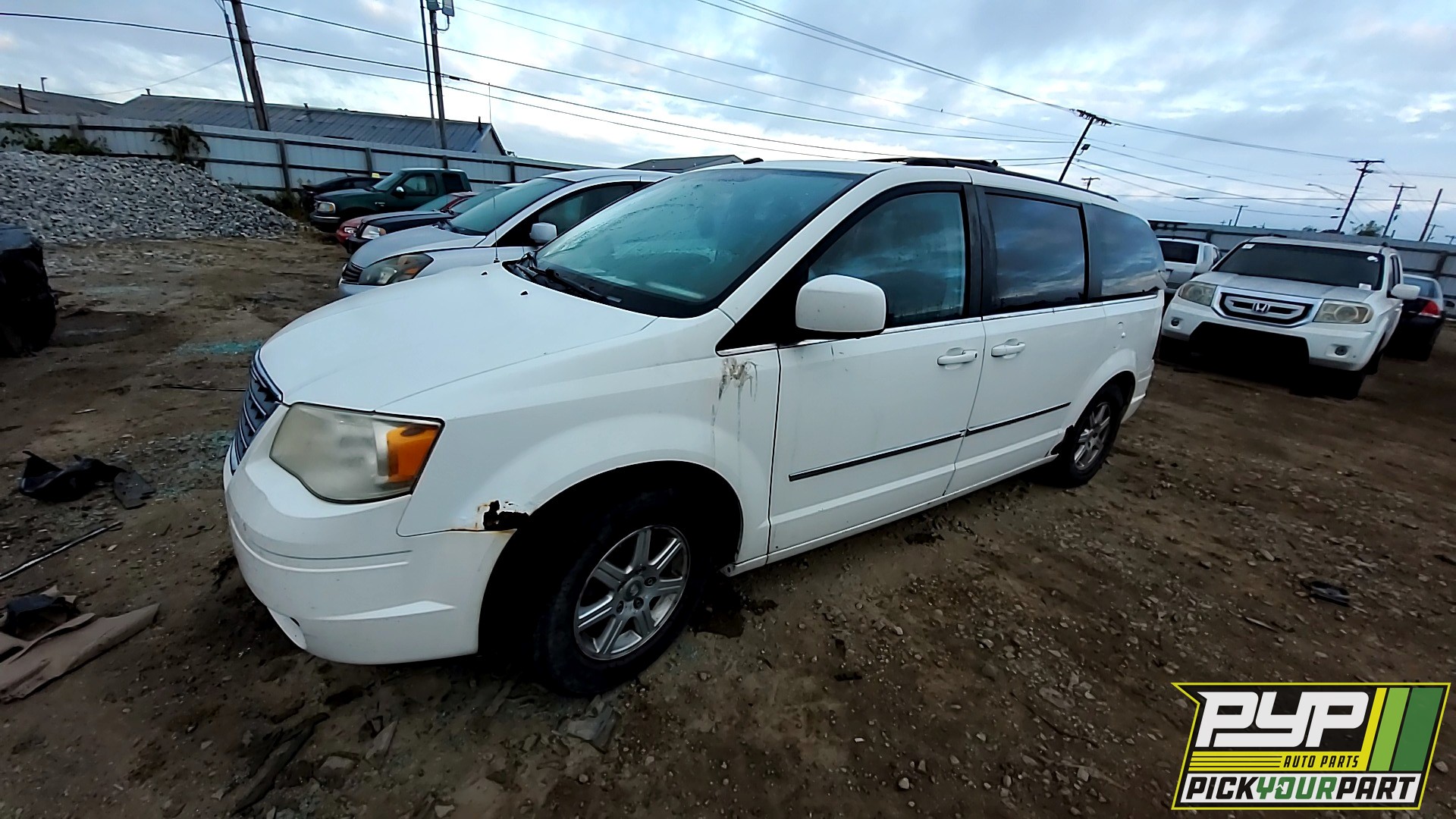 2010 CHRYSLER TOWN & COUNTRY partes disponibles