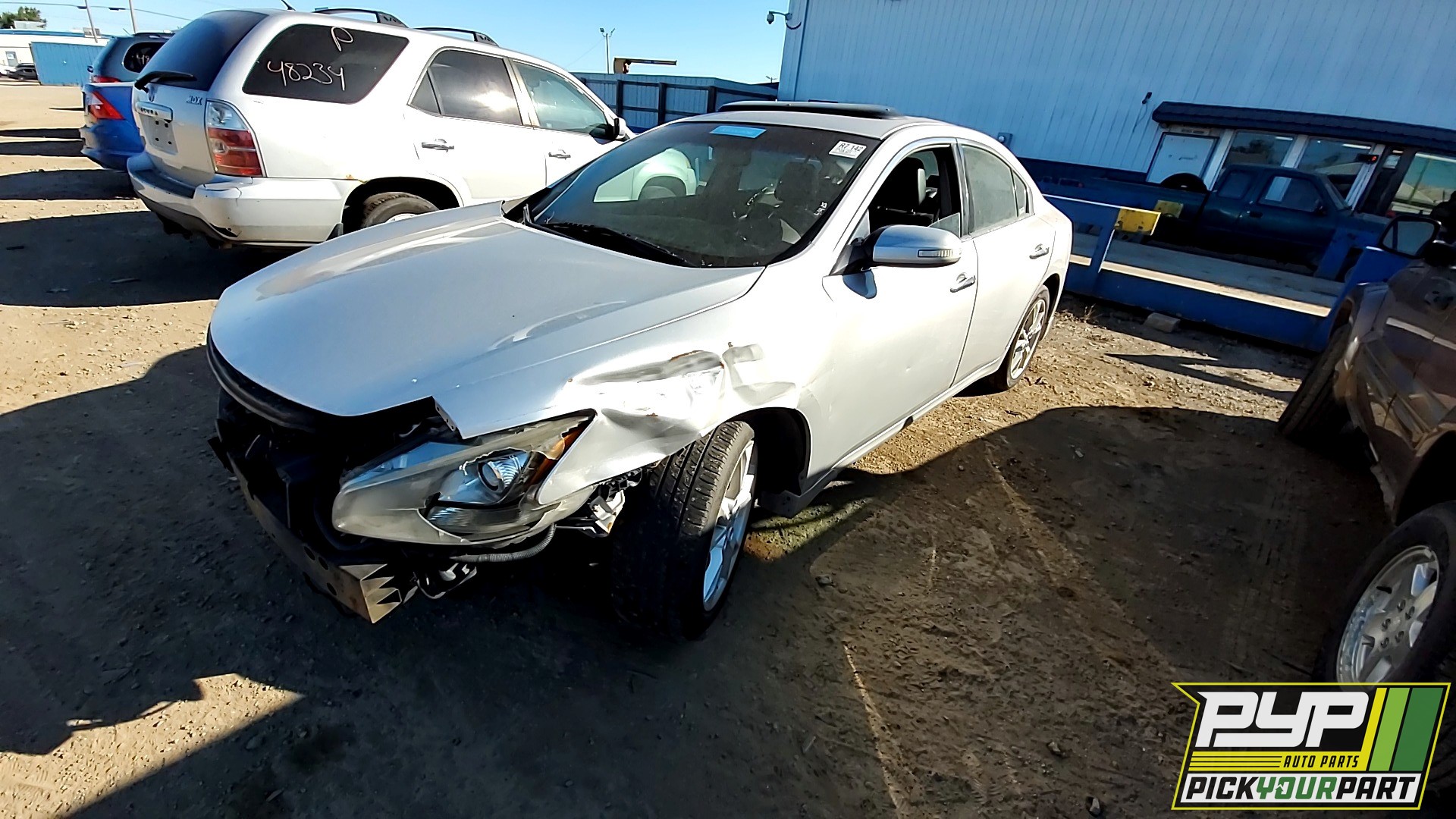 2014 NISSAN MAXIMA available for parts