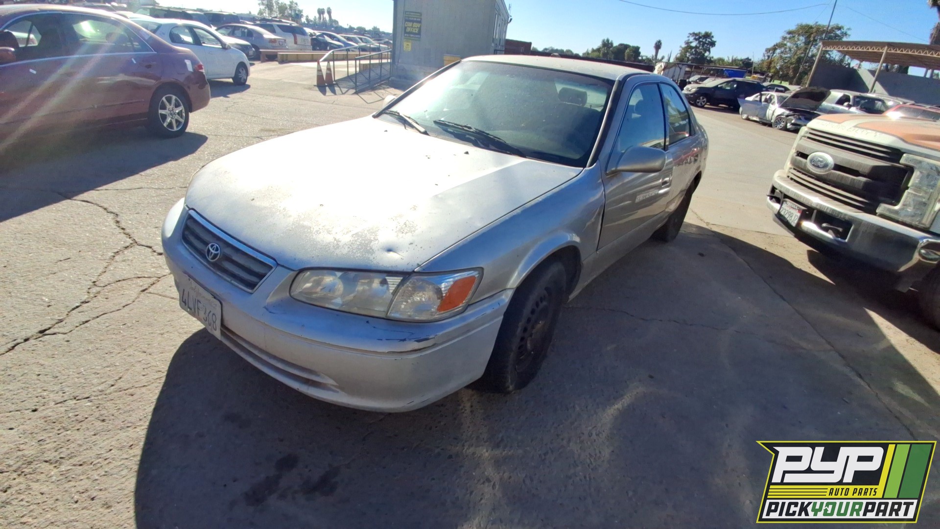 2000 TOYOTA CAMRY available for parts
