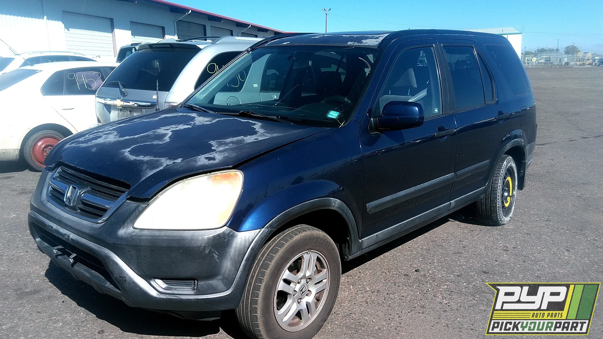 2003 HONDA CR-V available for parts
