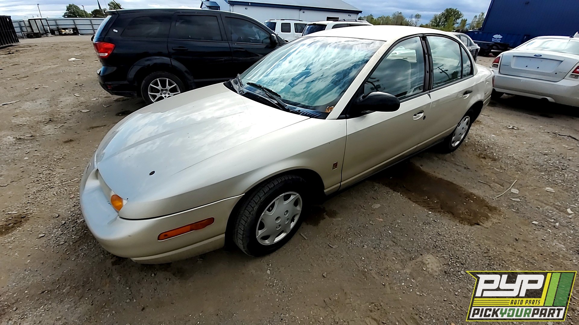 2002 SATURN SL1 available for parts