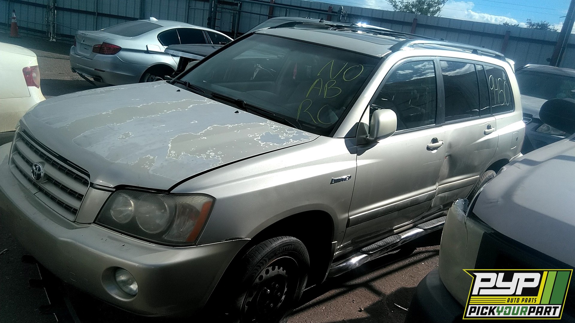 2002 TOYOTA HIGHLANDER available for parts