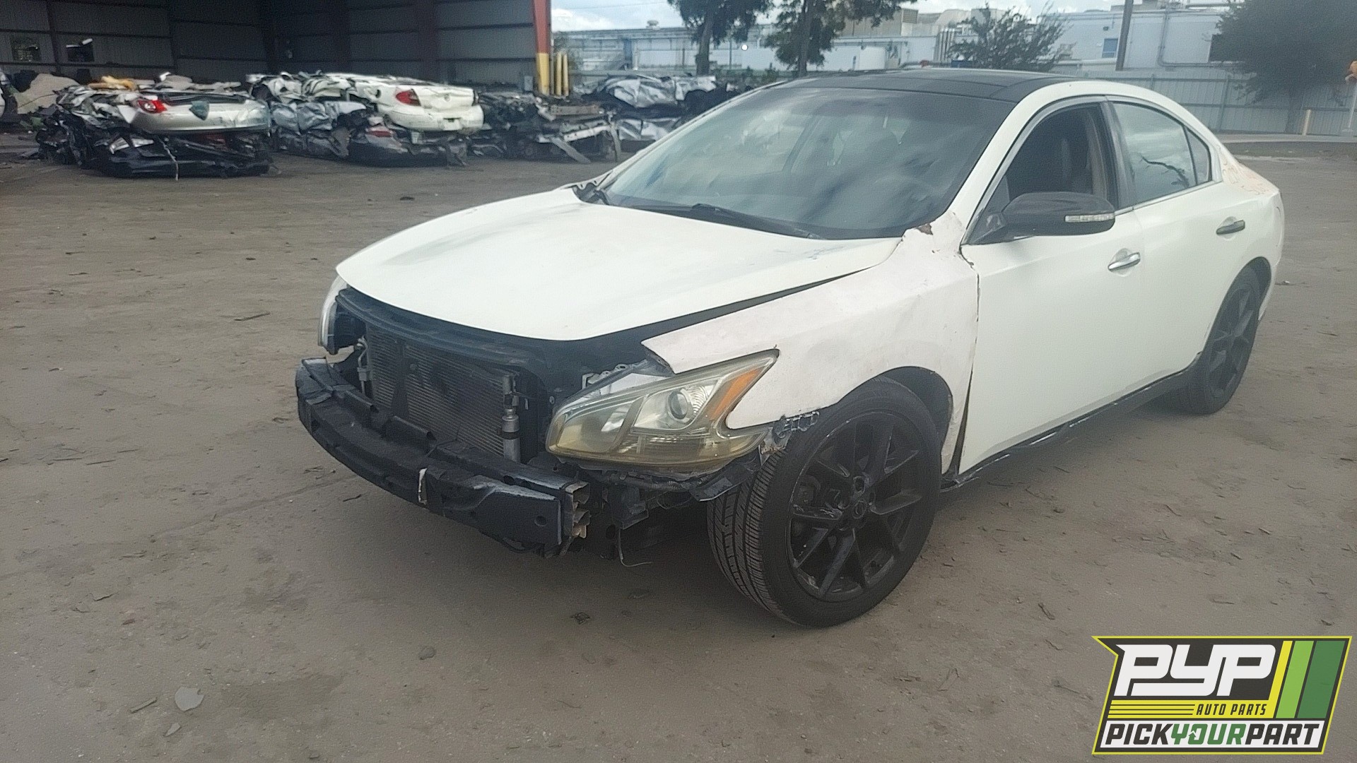2009 NISSAN MAXIMA available for parts